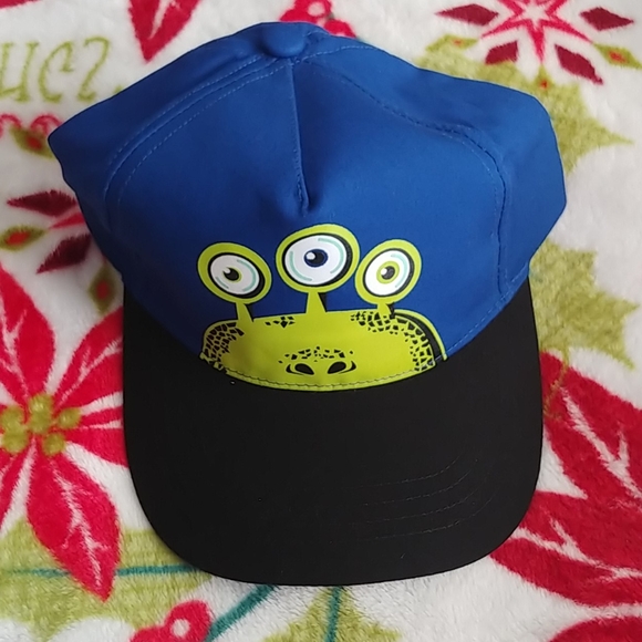 New Boy's hat - Picture 1 of 1